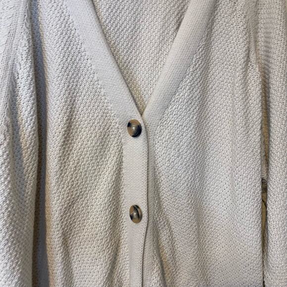 GAP Women's Beige Button-Up Cardigan - Picture 5 of 9
